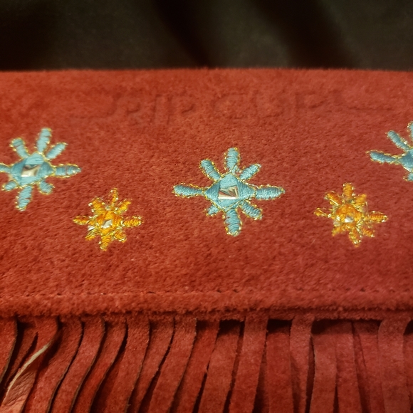 RipCurl Rust OrangeRed Fringe Suede Vintage Wallet - Picture 4 of 11